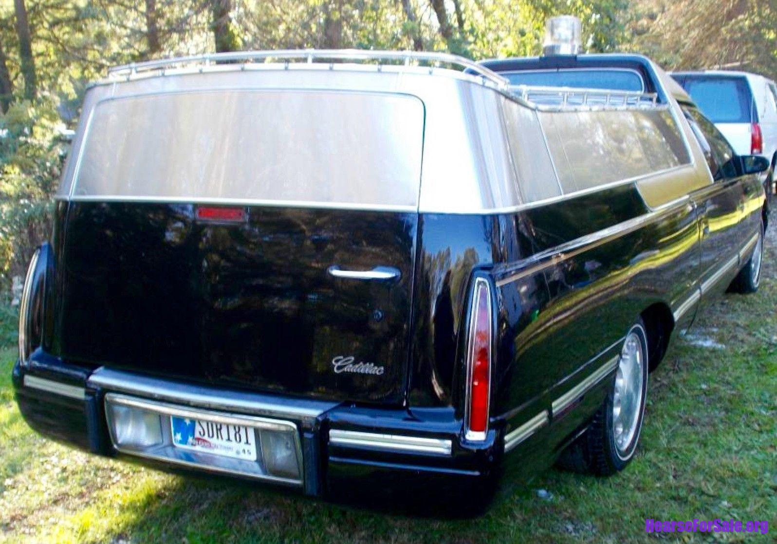 1999 Cadillac Coupe de Fleur Flower Car Hearse passenger side rear quarter view
