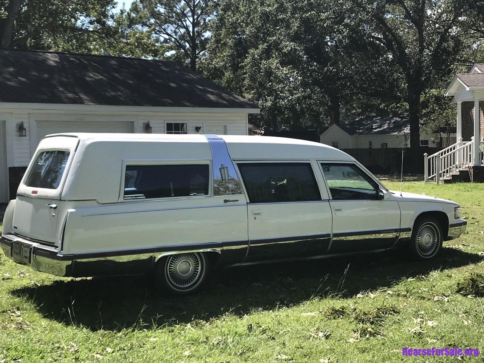 1996 Cadillac S&S Masterpiece Hearse passenger side view