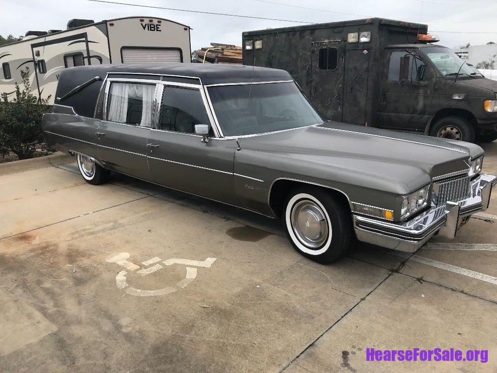 1973 Cadillac Fleetwood Superior Hearse