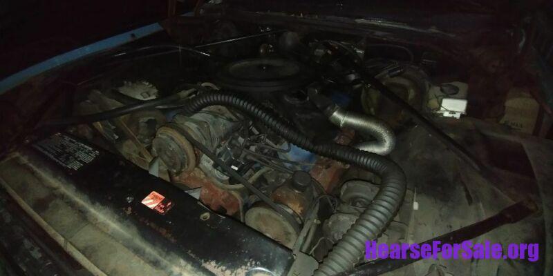 1973 Cadillac Superior Hi-top Ambulance engine