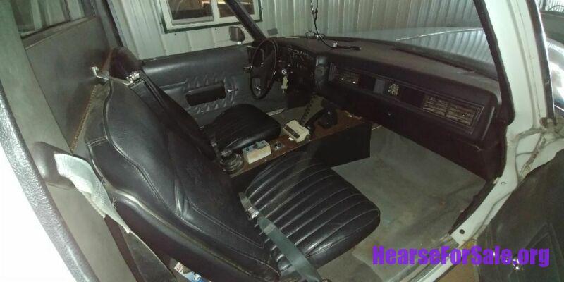 1973 Cadillac Superior Hi-top Ambulance driver cab