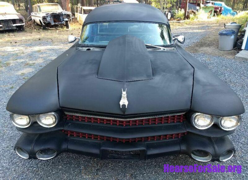 1959 Cadillac Miller-Meteor Rat Rod Hearse front