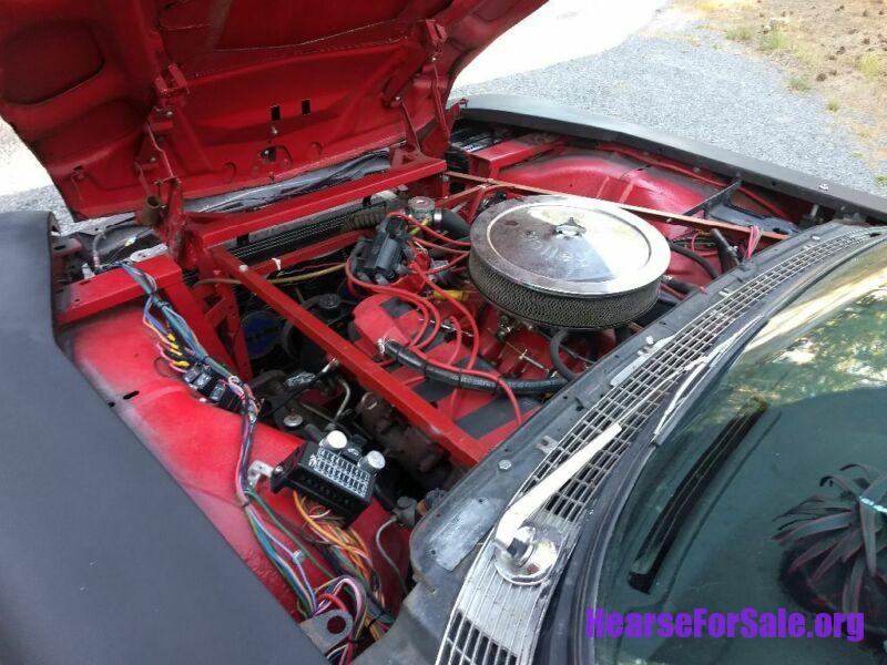 1959 Cadillac Miller-Meteor Rat Rod Hearse engine