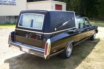 1985 Cadillac Fleetwood D'Elegance Hearse by Eureka passenger side rear quarter view