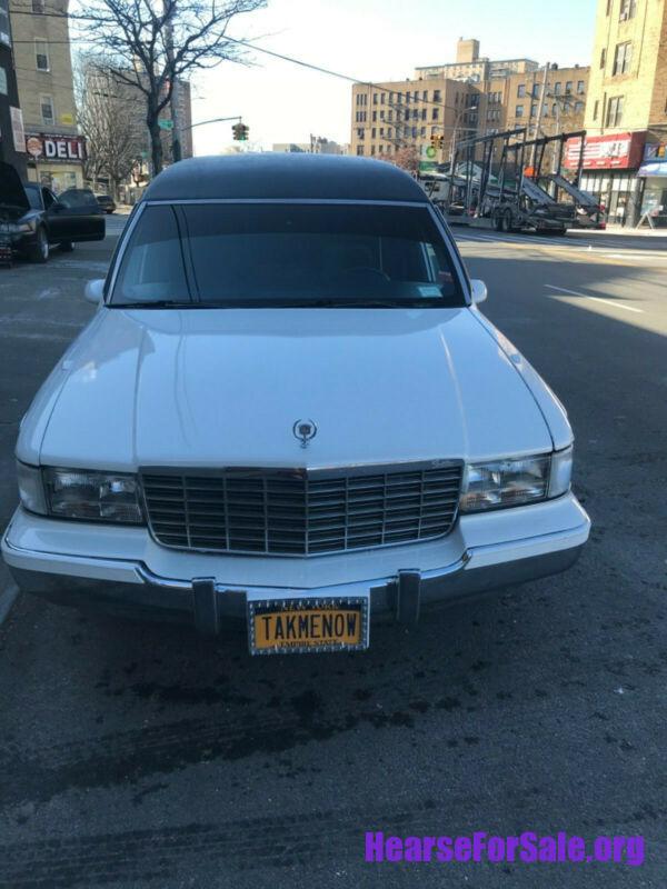 1993 Cadillac Fleetwood Hearse by Superior Coaches 1993 Cadillac Fleetwood 1993 Cadillac Fleetwwood Hearse. Body By Superior Coaches