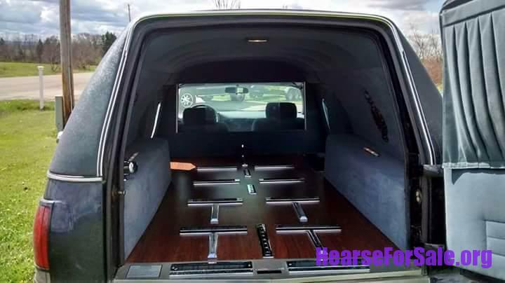 1995 Chevrolet Superior Chancellor Hearse rear door open