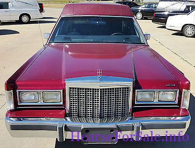 1987 Lincoln Town Car Superior Hearse 1987 Lincoln Town Car Superior Hearse front end