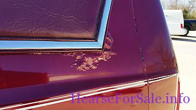 1987 Lincoln Town Car Superior Hearse 1987 Lincoln Town Car Superior Hearse rust on body