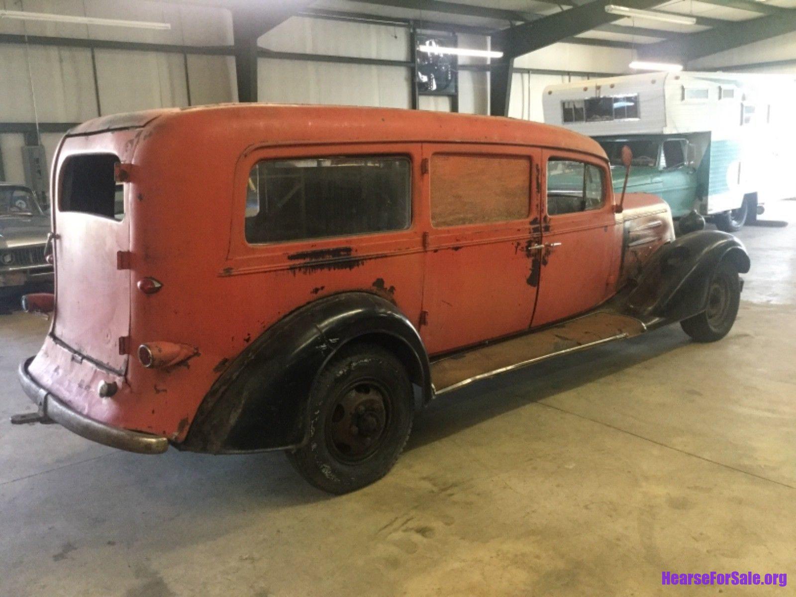 1934 Oldsmobile Henney Hearse passenger side