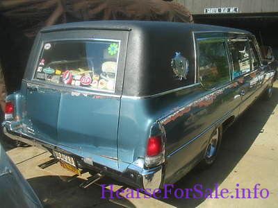 1971 Pontiac Bonneville Superior Hearse Ambulance Combo 1971 Pontiac Bonneville Superior Hearse passenger side rear quarter view