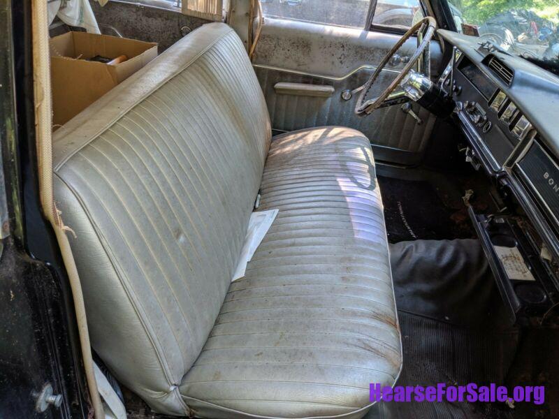 1966 Pontiac Bonneville Hearseambulance 1966 Pontiac Bonneville Hearse/Ambulance driver cab, bench seat