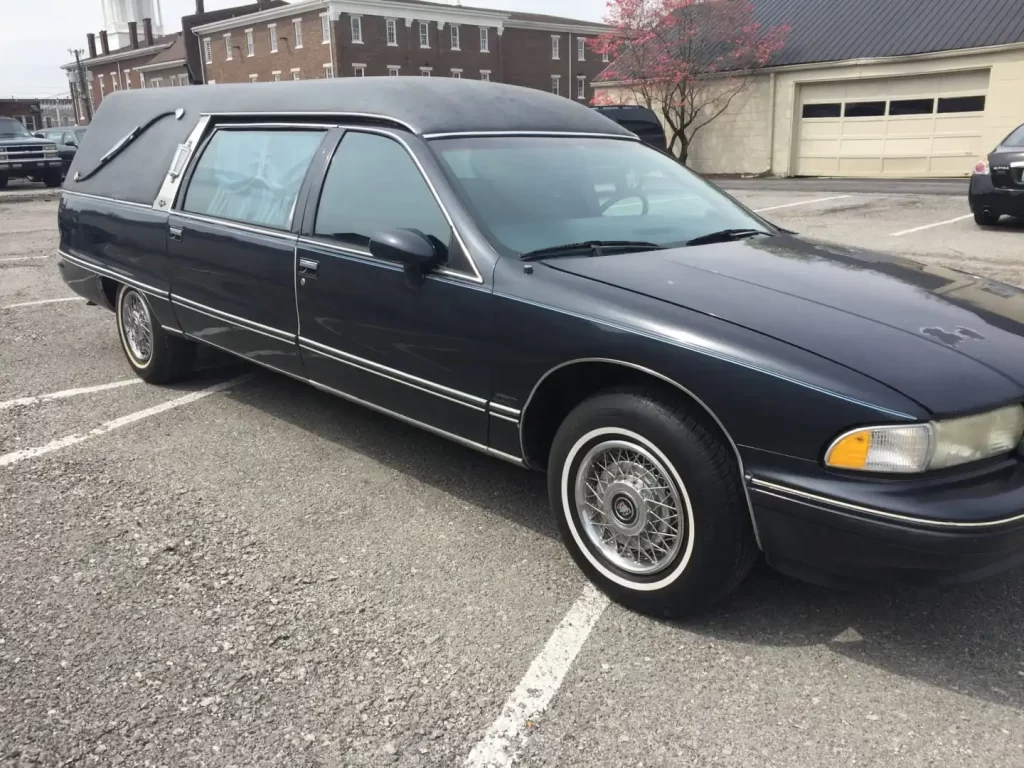 1992 Buick Roadmaster Hearse 1992 Buick Roadmaster Hearse passenger side